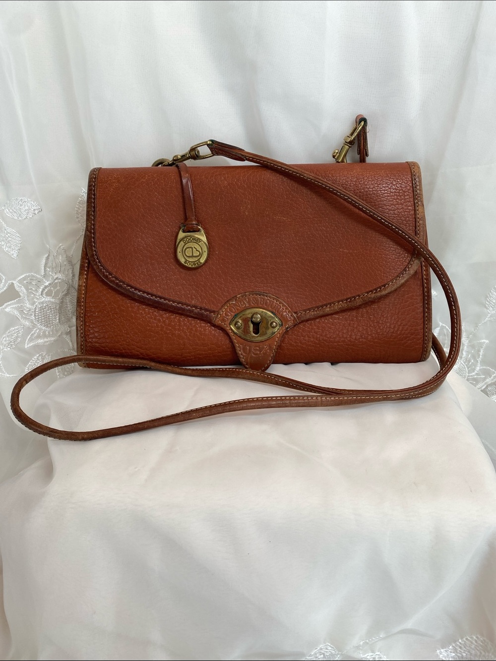 Vintage Dooney & Bourke Cavalry Pochette Brown Leather Pebble Crossbody Bag